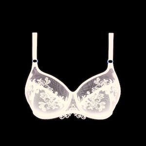 Underwired half cup bra